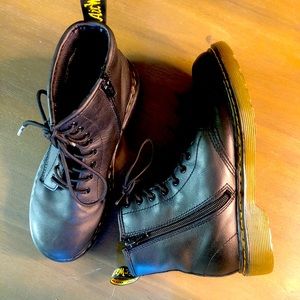 Girls Size 4 Black Dr Martens